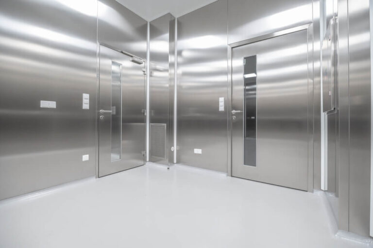 Drzwi w clean roomach